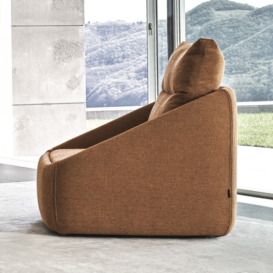 Bend Lounge Chair