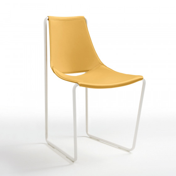 Apelle Chair