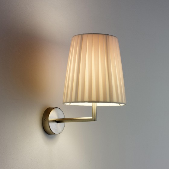 Lucilla Wall Lamp