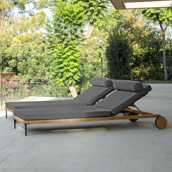 Cleo Lounger