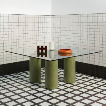 Exceptional Acerbis Serenissimo table with transparent tempered glass and olive green sandblasted blown glass legs crafted with an encaustic finish