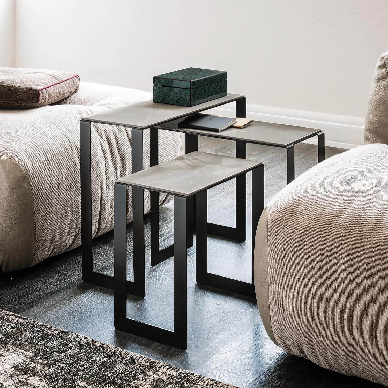 Kitano Side Table by Cattelan Italia | Cassoni