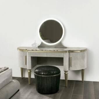 Dame Vanity