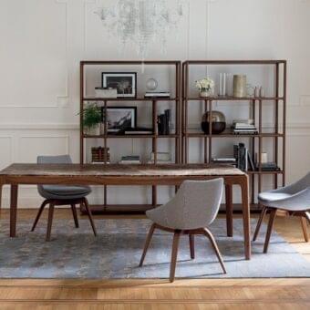 Superior Porada Ziggy table with a rectangular form crafted in Canaletto walnut and exhibiting a polished finish