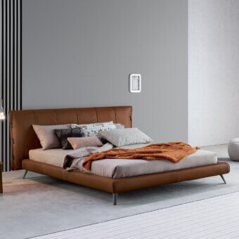 Cuff Bed
