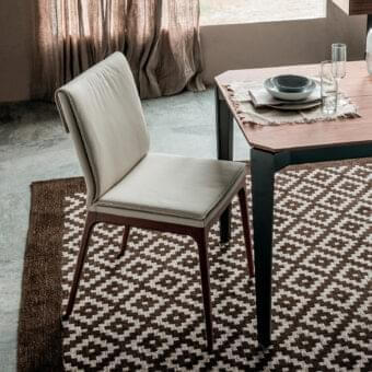 Refined Cattelan Italia Sofia chair with natural beech wood frame and light beige leather-textured upholstery with matte finish