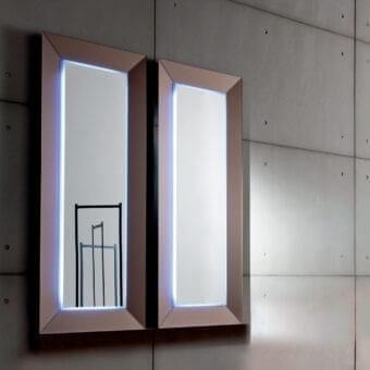 Elegant Sovet Italia Denver mirror with aluminum structure and light bronze lacquered frame with subtle blue backlighting