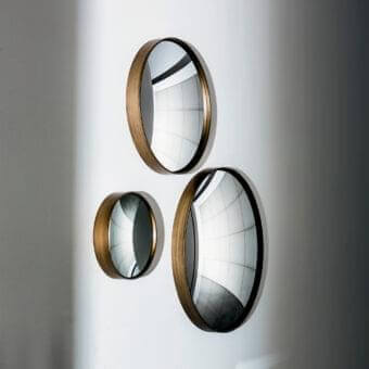 Elegant Sovet Italia Sail mirror with a convex profile and bronze-toned lacquered metal frame in a satin finish