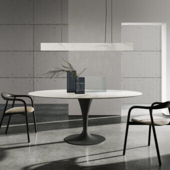 Superior Sovet Italia Flute elliptical table with lacquered metal base and crisp white tempered glass tabletop