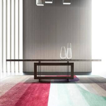 Blade Table