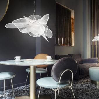 Distinguished Slamp La Belle Étoile suspension lamp with white textured print on transparent polymers and interwoven curvilinear design