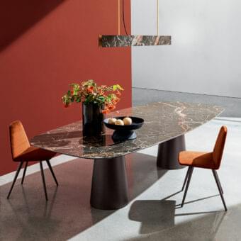 Exceptional Sovet Italia Totem Two Bases table with reddish-brown and white veined ceramic tabletop and lacquered brown metal bases