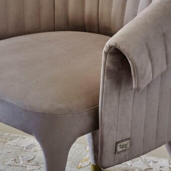 Manta Armchair