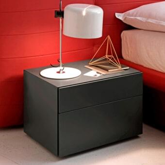 Distinguished Presotto Wing nightstand with wood particleboard structure and glossy matt lacquered finish, showcasing integrated side grips