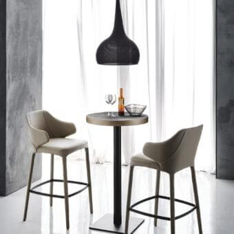 Wanda Stool