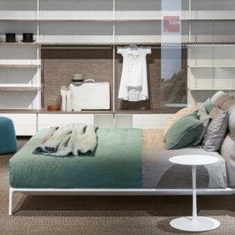 Flow Nightstand