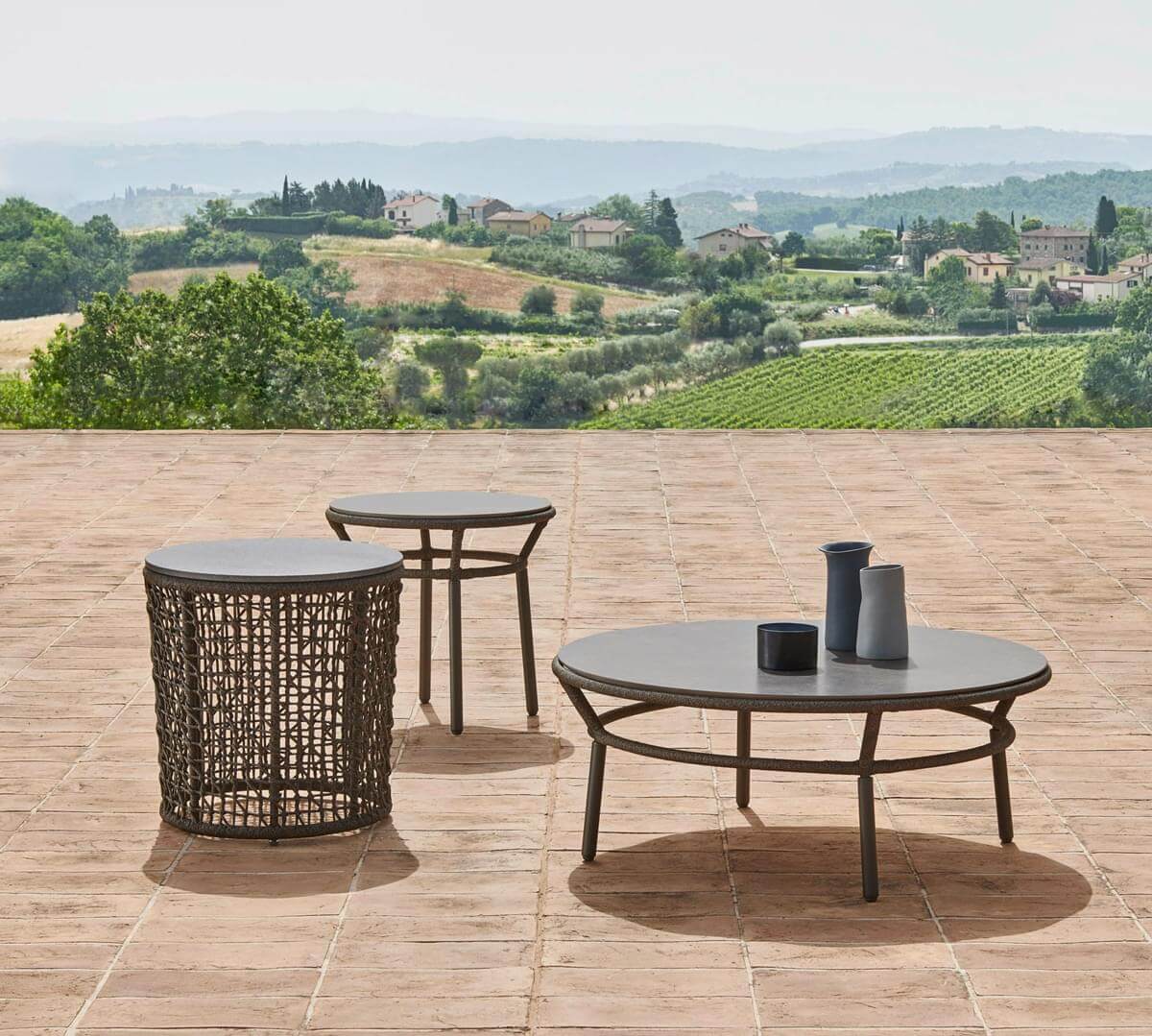 Refined Emma Side Table - Italian Designer & Luxury Outdoor Furniture ...