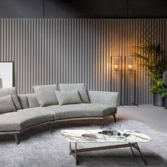 Lovy Sectional