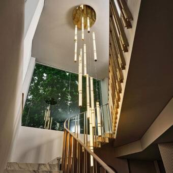 Exclusive Rugiano Atrium suspension lamp with striped sandblasted glass tubes and gold varnished brass details