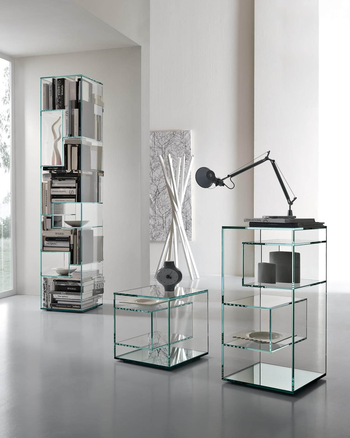 Distinguished Tonelli Design Liber bookcase crafted from extra clear glass with a transparent finish showcasing displayed items