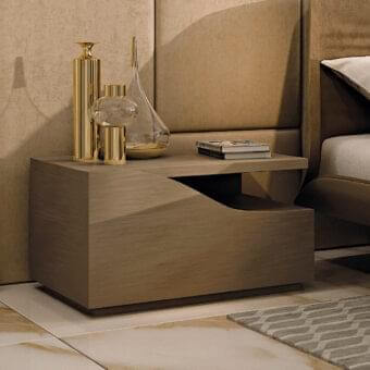 Sophisticated Reflex Segno nightstand with wooden structure, Canaletto Henné finish and recessed drawer