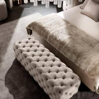 Distinguished DV Home Collection Chelsea bench with solid beech wood structure and refined tufted light neutral textile upholstery, matte finish