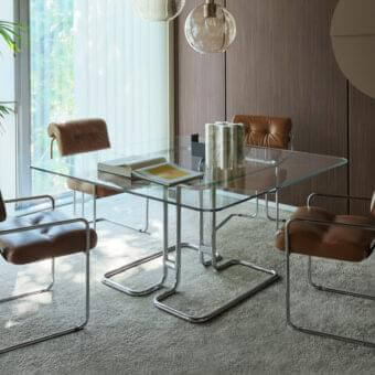 Tucroma Table