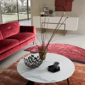 Distinguished Presotto Olive coffee table with round white matt lacquered tabletop and peltro metal standard legs