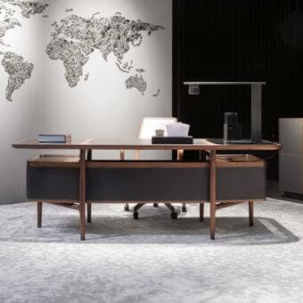 Mogul Desk