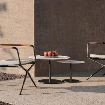 Exes Lounge Chair