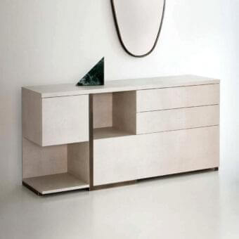 Distinguished Rugiano Mondrian dresser crafted in Italy with light beige leather upholstery and bronzed brass details