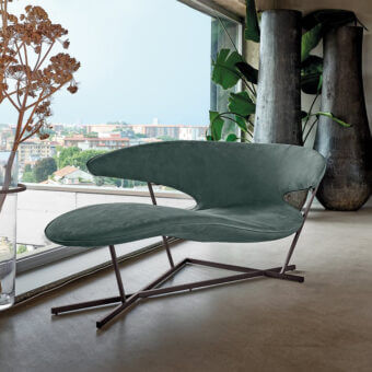Manta Chaise Lounge