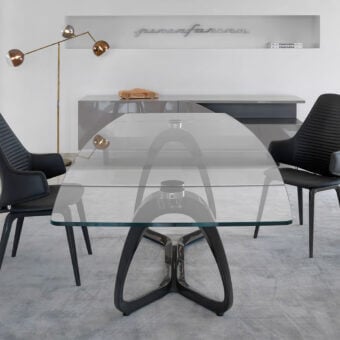 Superior Reflex Segno table with transparent glass top and black-toned mixed material base crafted in Italy