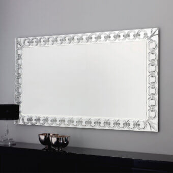 Exceptional Reflex Casanova mirror with extra-clear glass and linked transparent Murano glass rings built with integrated lighting