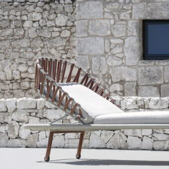 Emma Cross Lounger