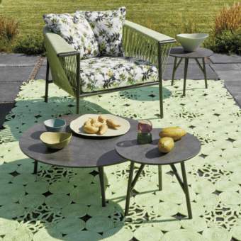 Superior Roberti Rattan Corolle coffee table in dark gray with HPL top and powder-coated Aisi 304 stainless steel frame