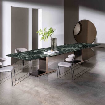 Superior Sovet Italia Palace MAXI table with a two-piece dark glossy top exhibiting white veining and a lacquered bronze metal double base