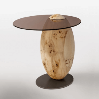 Elegant Bizzotto Italia Pluff side table with light-toned burl wood and brown glass top supported by a matte metal base