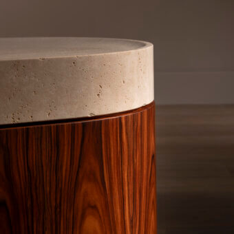 Elegant Bellavista Osvaldo side table with a marble top and curved multilayer Italian poplar wood base in high-gloss finish