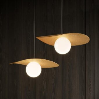Elegant Stillux Balloons suspension lamp with a petal-shaped silhouette crafted in hammered metal and matt white glass diffuser
