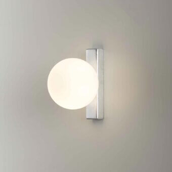 Superior Stillux Balloons wall lamp with a matt white glass sphere connected to a rectangular metal structure and silver-toned backplate