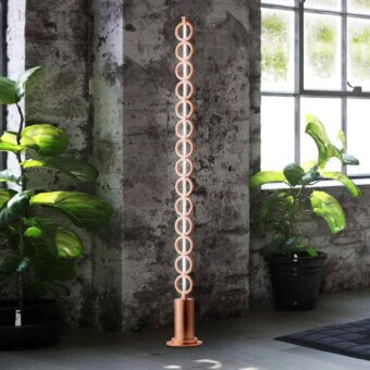 Distinguished Stillux Chain floor lamp with interconnected links crafted in reddish-brown metal and frosted pyrex glass diffusion