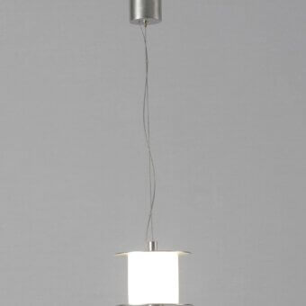 Exceptional Stillux Overlay suspension lamp with channeled glass diffuser in matt white and smooth metal disks