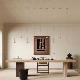 Distinguished Stillux Shape suspension lamp with circular white glass and refined hammered metal frame built in a light metallic tone