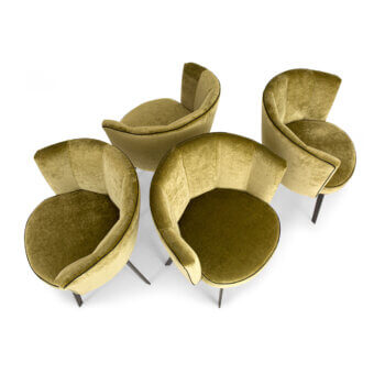 Distinguished Borzalino Diva chair with shell form and Art Deco backrest upholstered in olive-green velvet-like fabric with lacquered metal base