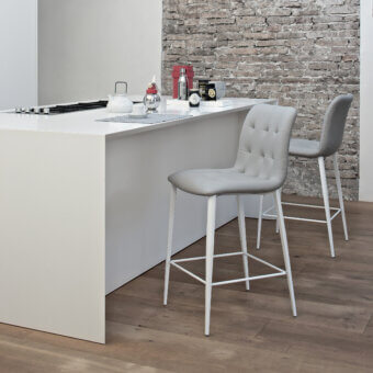 Kuga Bar Stool