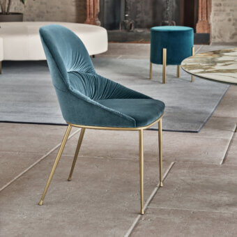 Superior Bontempi Queen chair with teal velvet-like upholstery and golden finished metal legs
