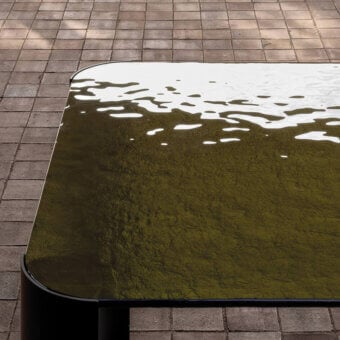 Riviera Table
