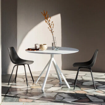 Fork Outdoor Round Table