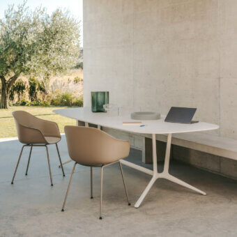 Trail Outdoor Table